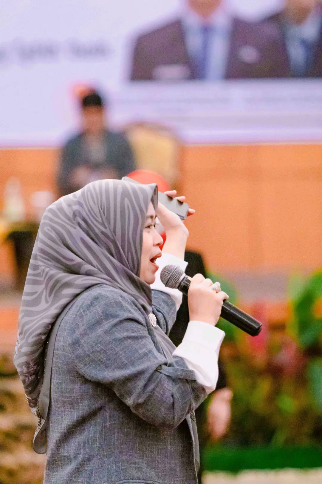 39cd4d575c046fd7f7314d7f3d861a82 6